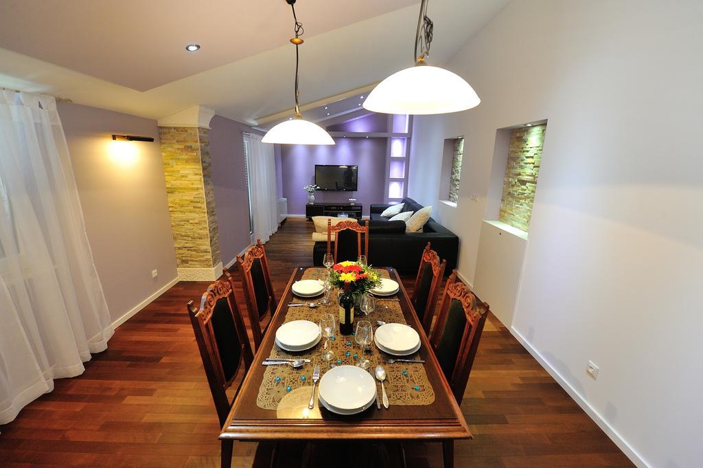 Apartments Villa White House Omiš Стая снимка