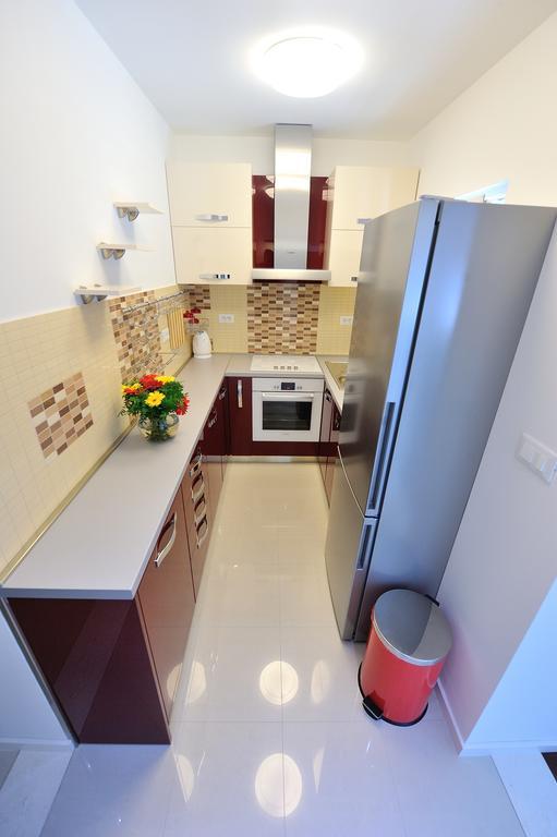 Apartments Villa White House Omiš Стая снимка